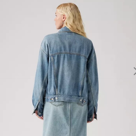 Levi’s women’s Trucker Jacket, size L, soft as butter wash, new with tags - Picture 2 of 6